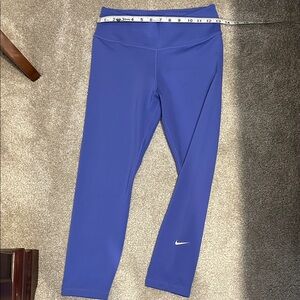 Nike Women’s Vibrant Blue Leggings